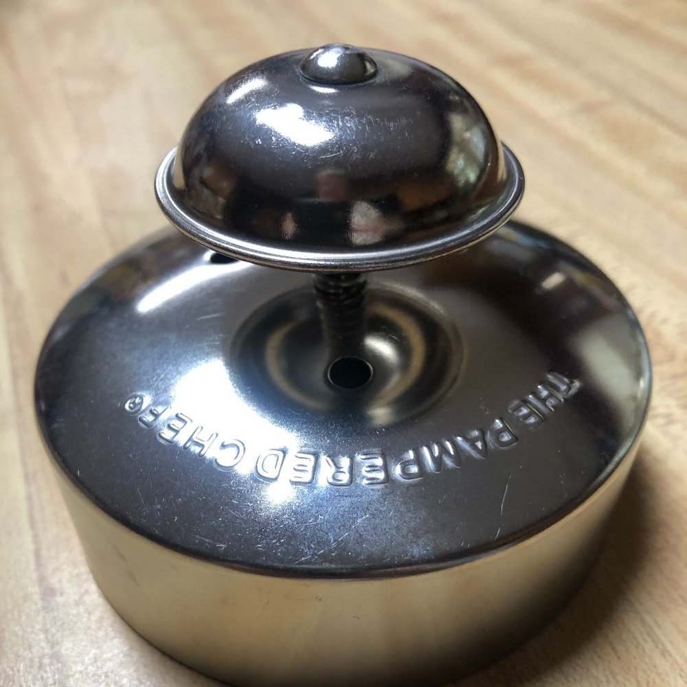 THE PAMPERED CHEF Cut-n-Seal Pastry Pie Tart Sandwich Biscuit Cutter Large 4"